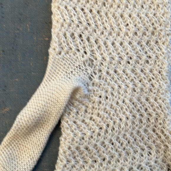 Vintage crochet or tatted woven gloves, stretch, 50s, off white ecru - Picture 7 of 10